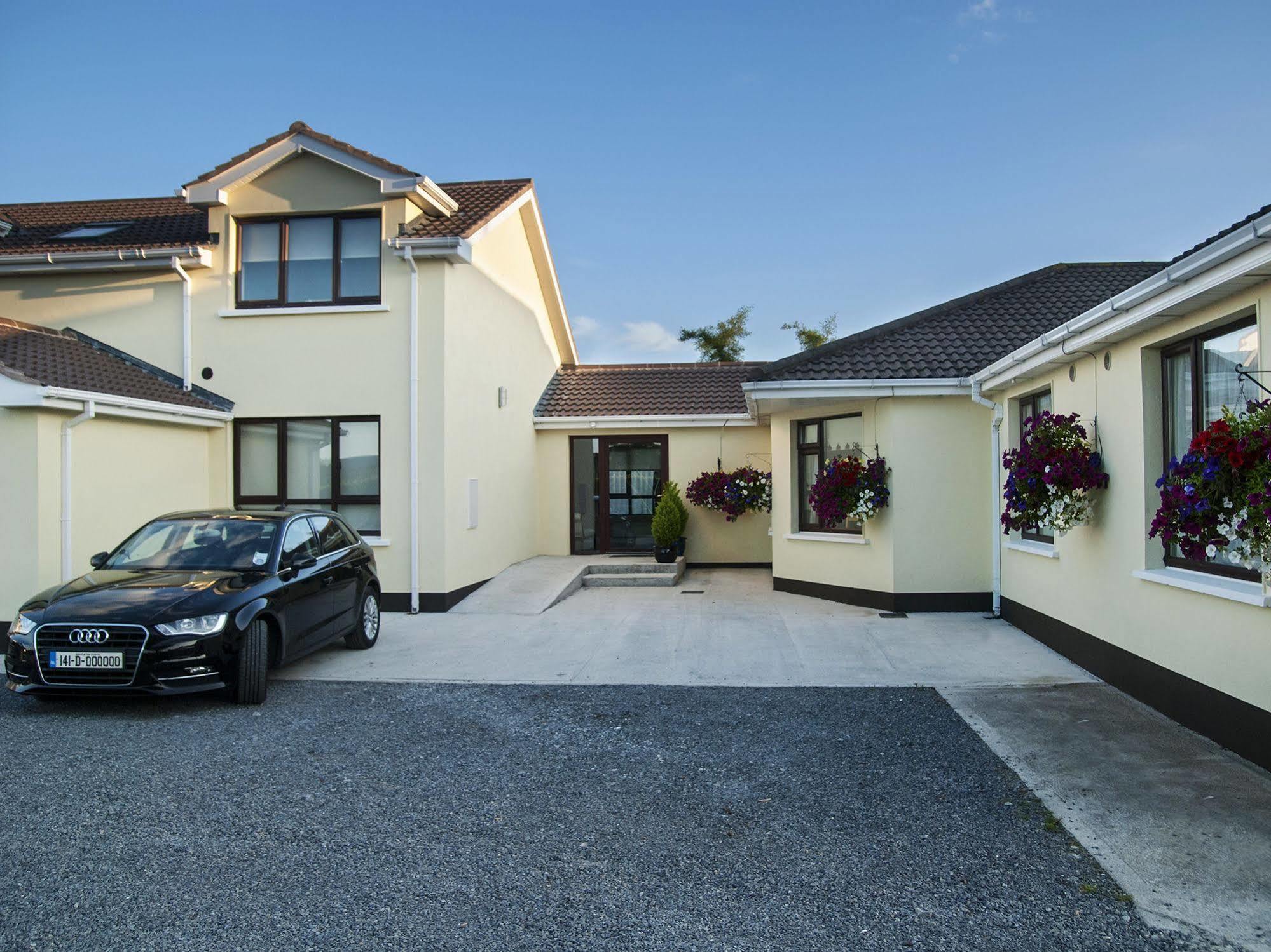 Hillview Self Catering Lusk Exterior foto